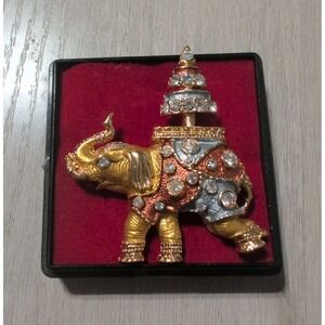Vntg Thai Elephant Brooch Rhinestone Enamel Lucky Elephant Pin Thailand Souvenir